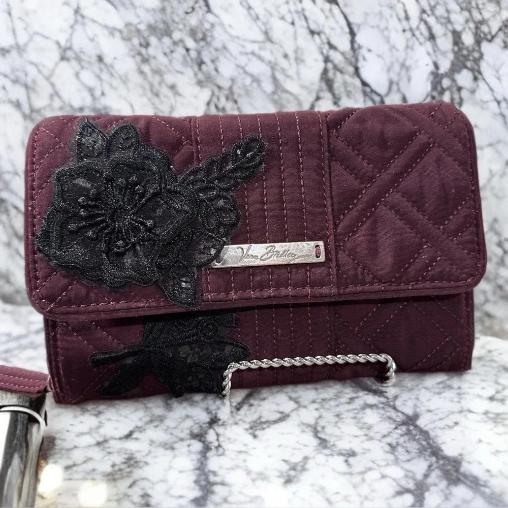 FREE* Vera Bradley Ultimate Trifold Accordion Wallet Rehabbed Floral Accents GUC - Picture 5 of 17